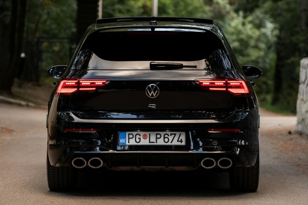 Rapport historique véhicule : 5 raisons d'opter pour auto portail